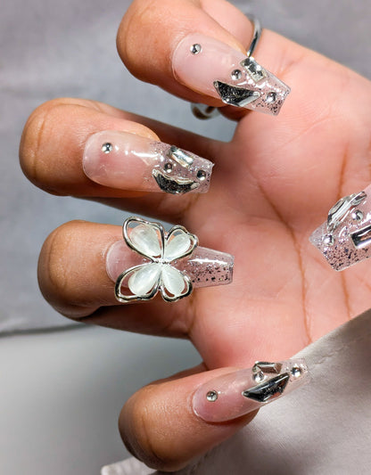 White Butterfly - Press on Nails