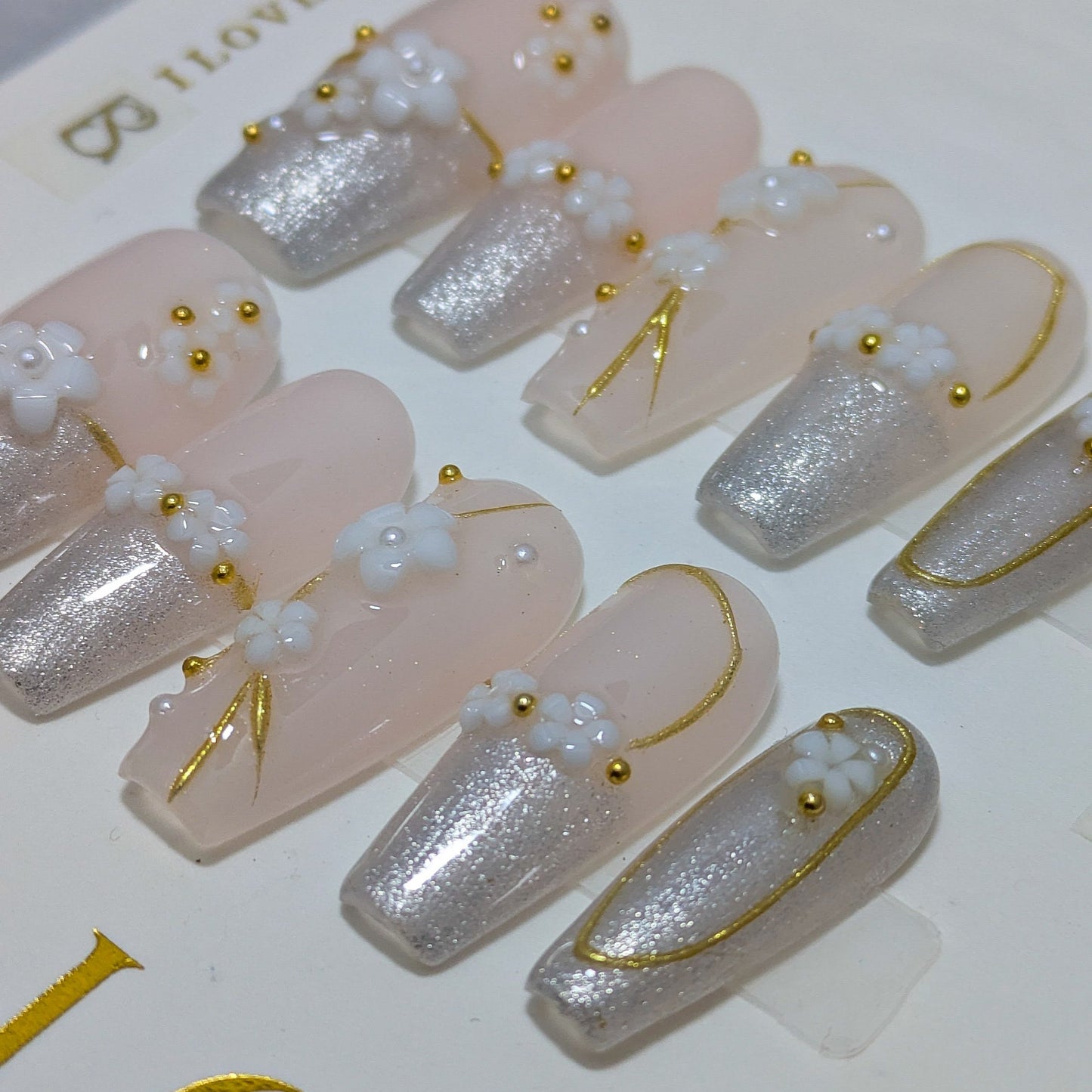 Silver valley flower - Press on Nails