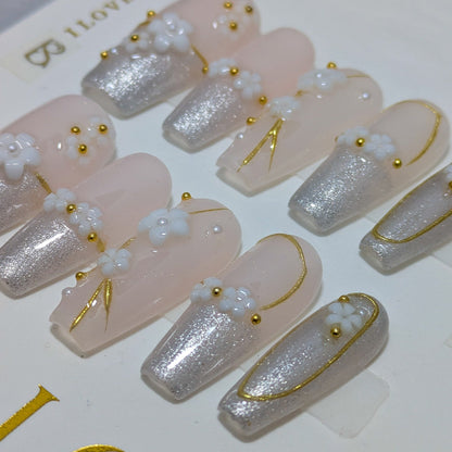 Silver valley flower - Press on Nails